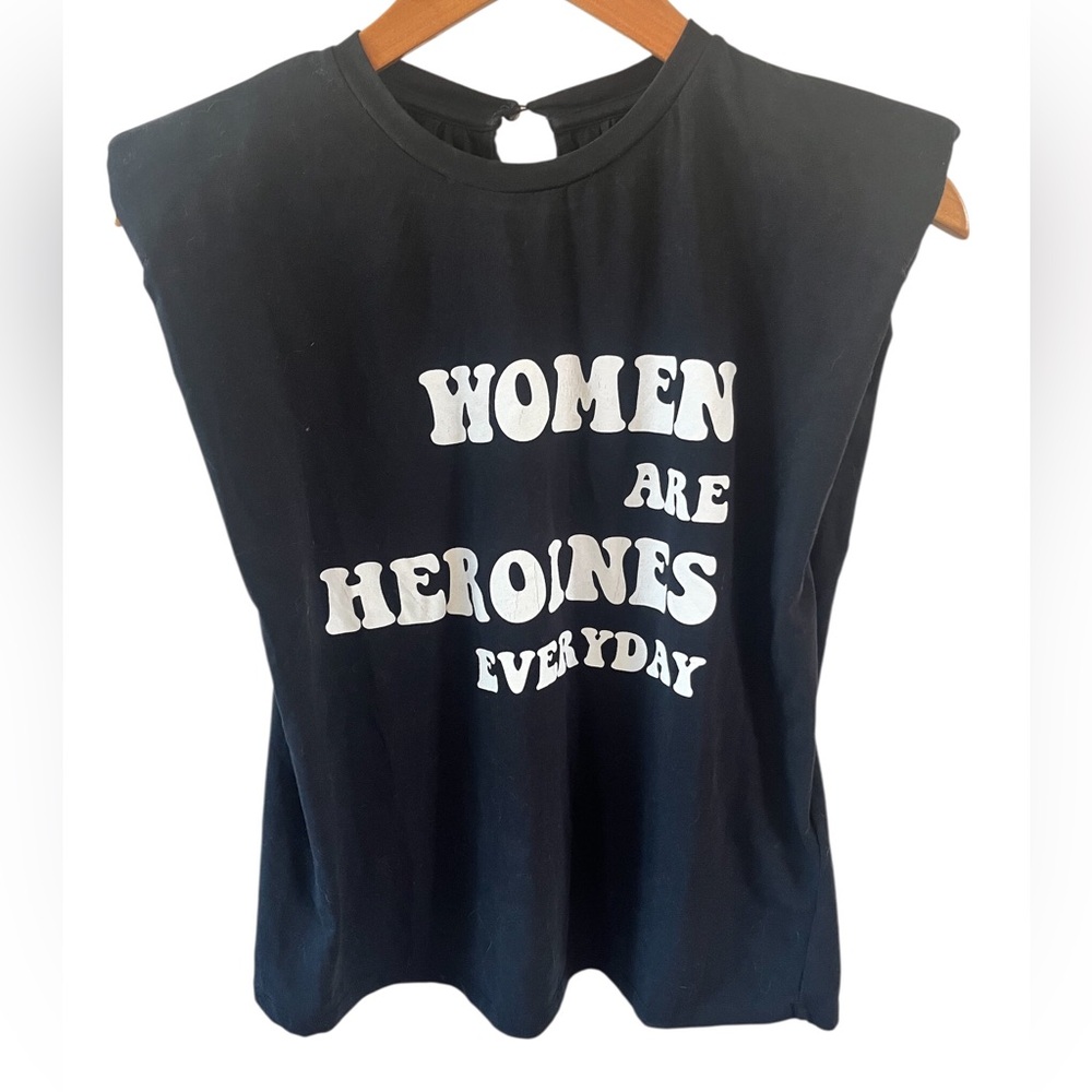 🔥 BA&SH “women are heroines everyday” Tshirt with shoulder pads